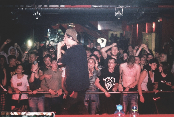 16 Samey Dalyb Haha crew Ostrava Barrák